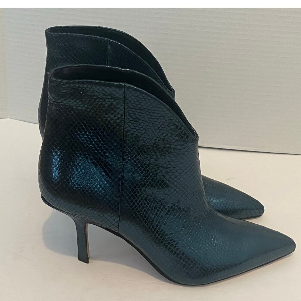 Women's Marc Fisher Shiny Dark Blue Pointed Toe Stiletto Sexy Boot Bootie Sz 8.5